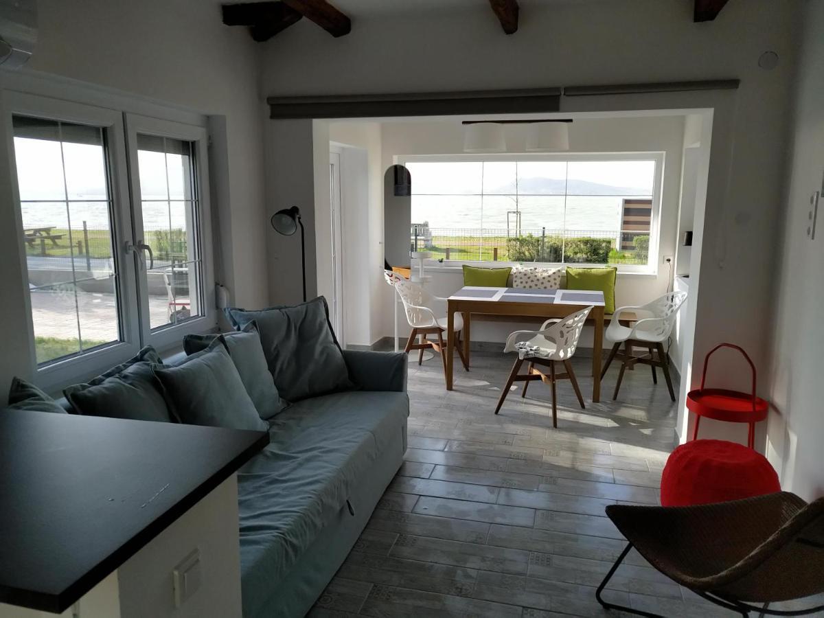 Exclusive Beachfront Villa Fonyód 외부 사진